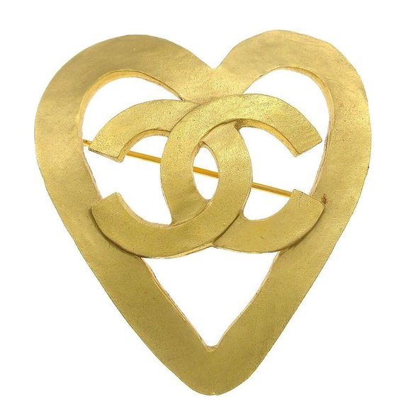 AUTHENTICITY GUARANTEED CHANEL CC Logos Heart Motif Brooch Gold-plated Corsage - Picture 1 of 4